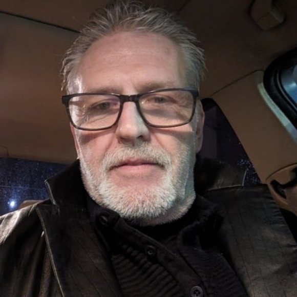 Meet your Posher, John - Picture 1 of 1